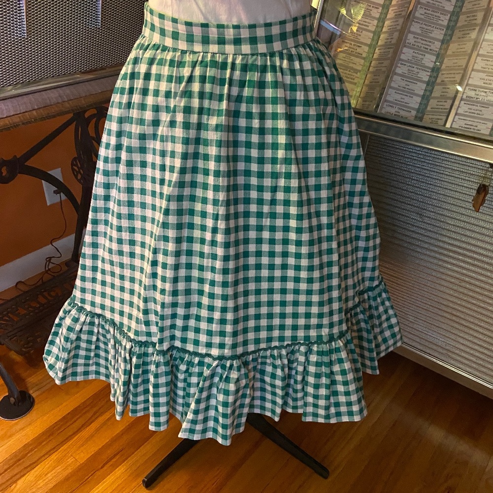 Collectif Green and White Gingham Swing Skirt EUC Sz. M